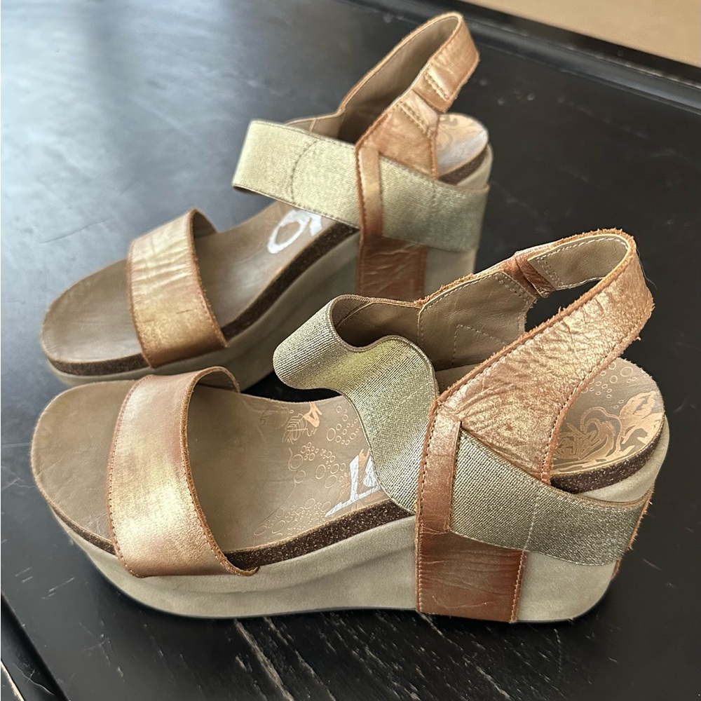 OTBT Bushnell Leather Walking comfort Wedge Sandal Pewter Sz 7.5 New
